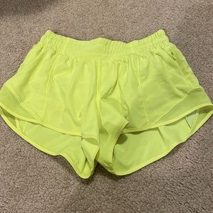 Hotty Hot Low-Rise Lined Short 2.5"